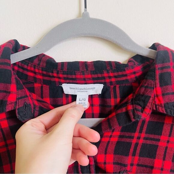 BeachLunchLounge Red + Black Plaid Button Down Top Large - Picture 4 of 10